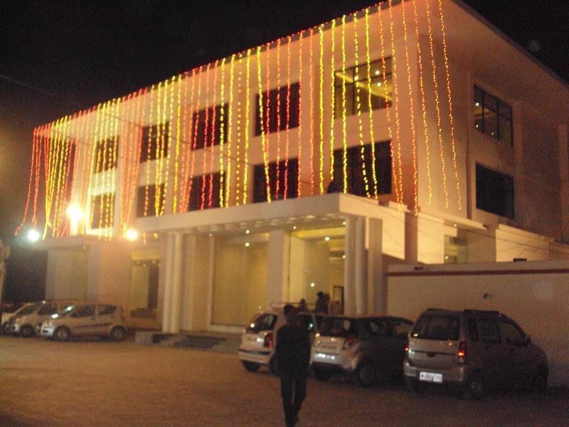 Madhu Resort Agra  Exterior photo
