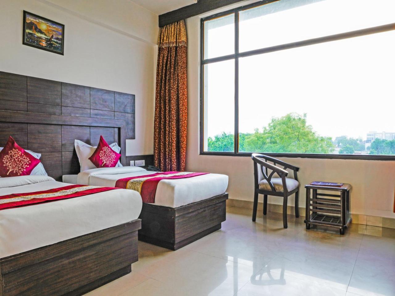 Madhu Resort Agra  Exterior photo