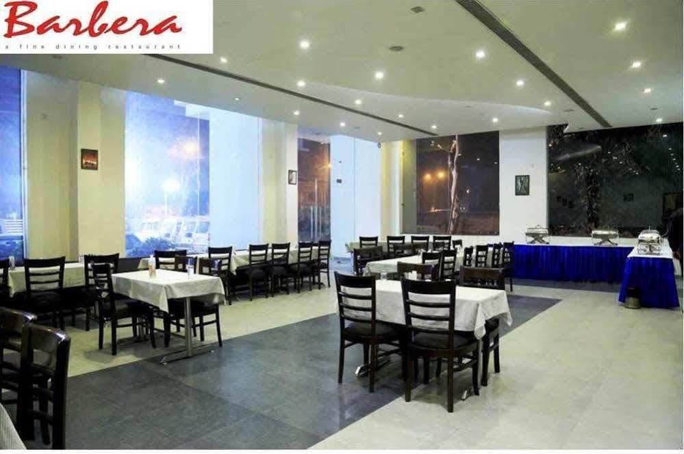 Madhu Resort Agra  Exterior photo